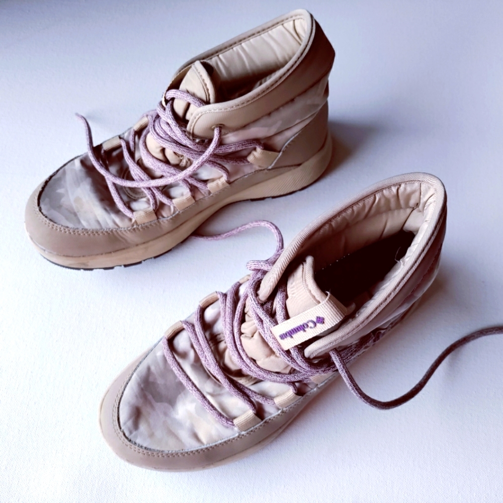 Columbia Omni-Heat Grey Beige & Purple Camo Booties